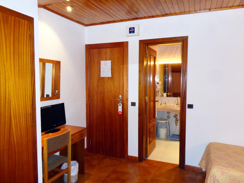 Hotel Festa Brava Andorra la Vella Værelse billede