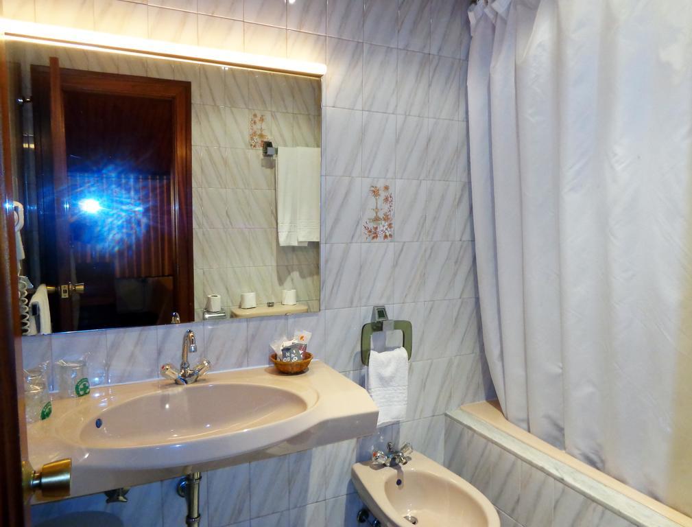 Hotel Festa Brava Andorra la Vella Værelse billede