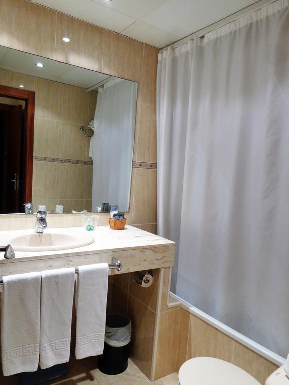 Hotel Festa Brava Andorra la Vella Værelse billede