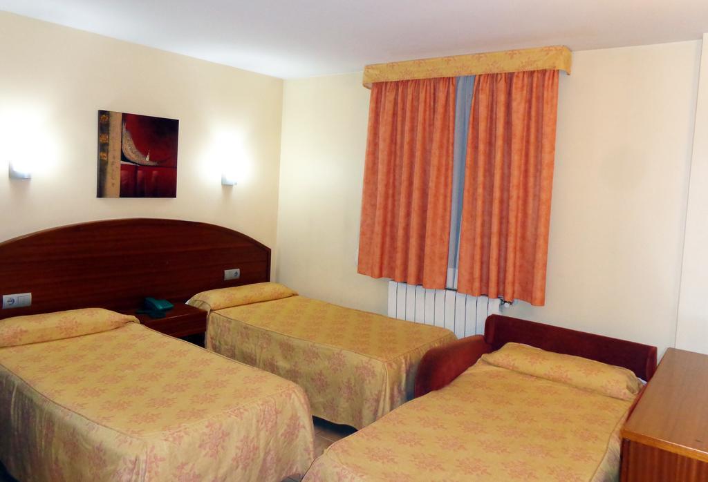 Hotel Festa Brava Andorra la Vella Værelse billede